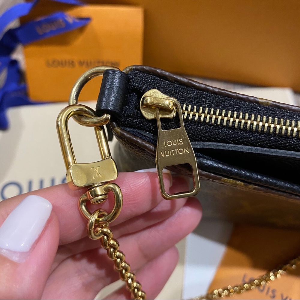 *SOLD*Louis Vuitton Pallas Clutch Noir - Picture 4 of 13